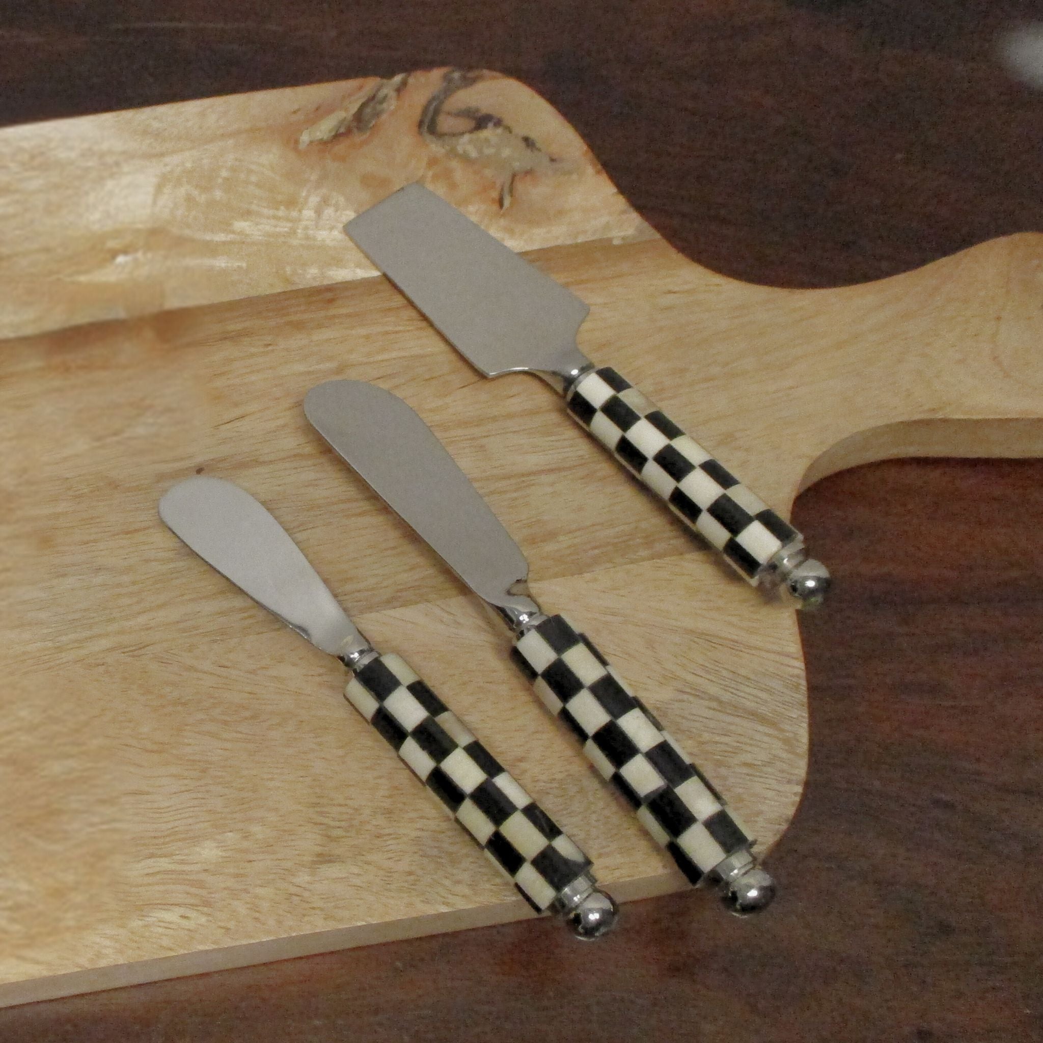 Checker Cheese Knife S/3 | Shastrahome.com
