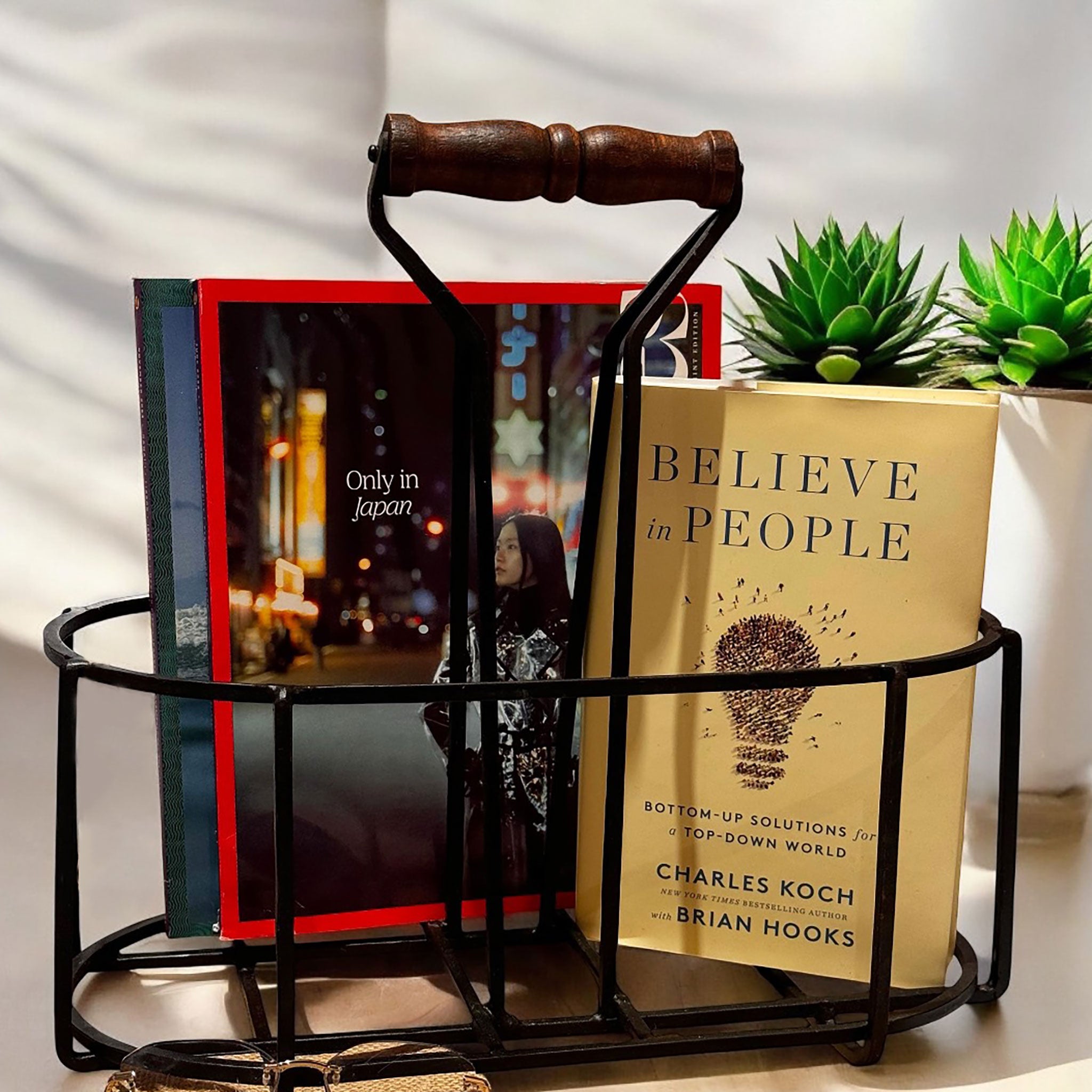 Iron Magazine Holder
