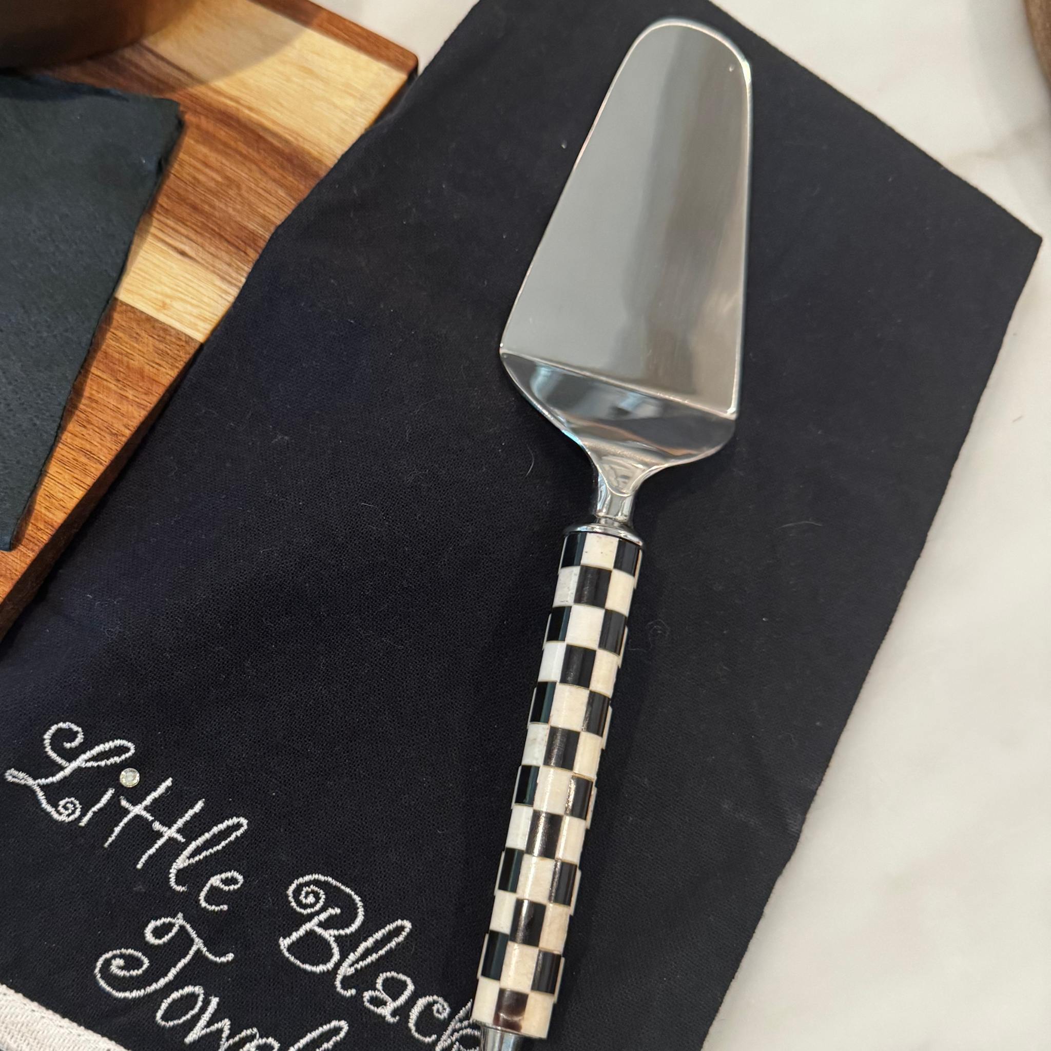 Checker Cake Server