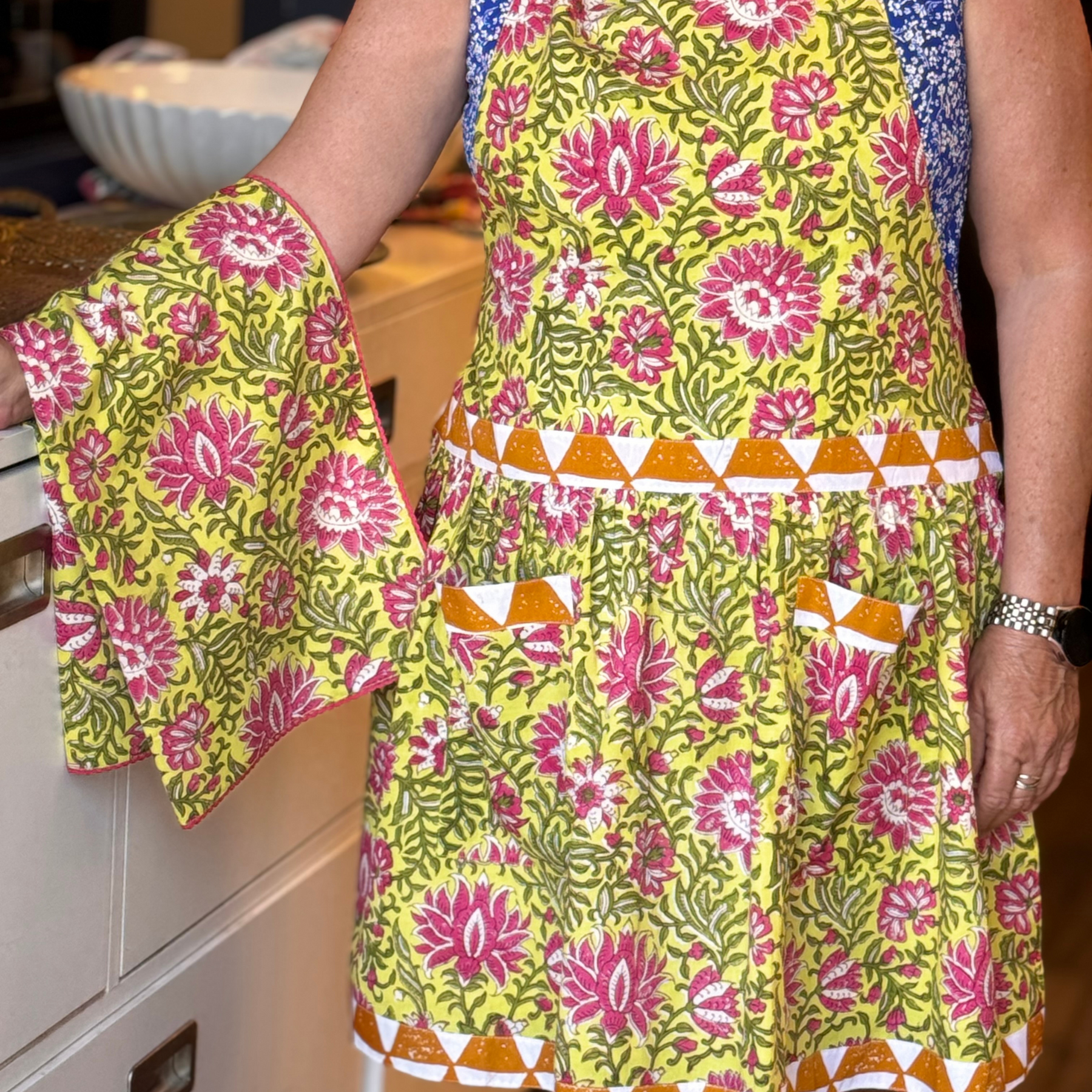 Margaret Floral Design Yellow Apron