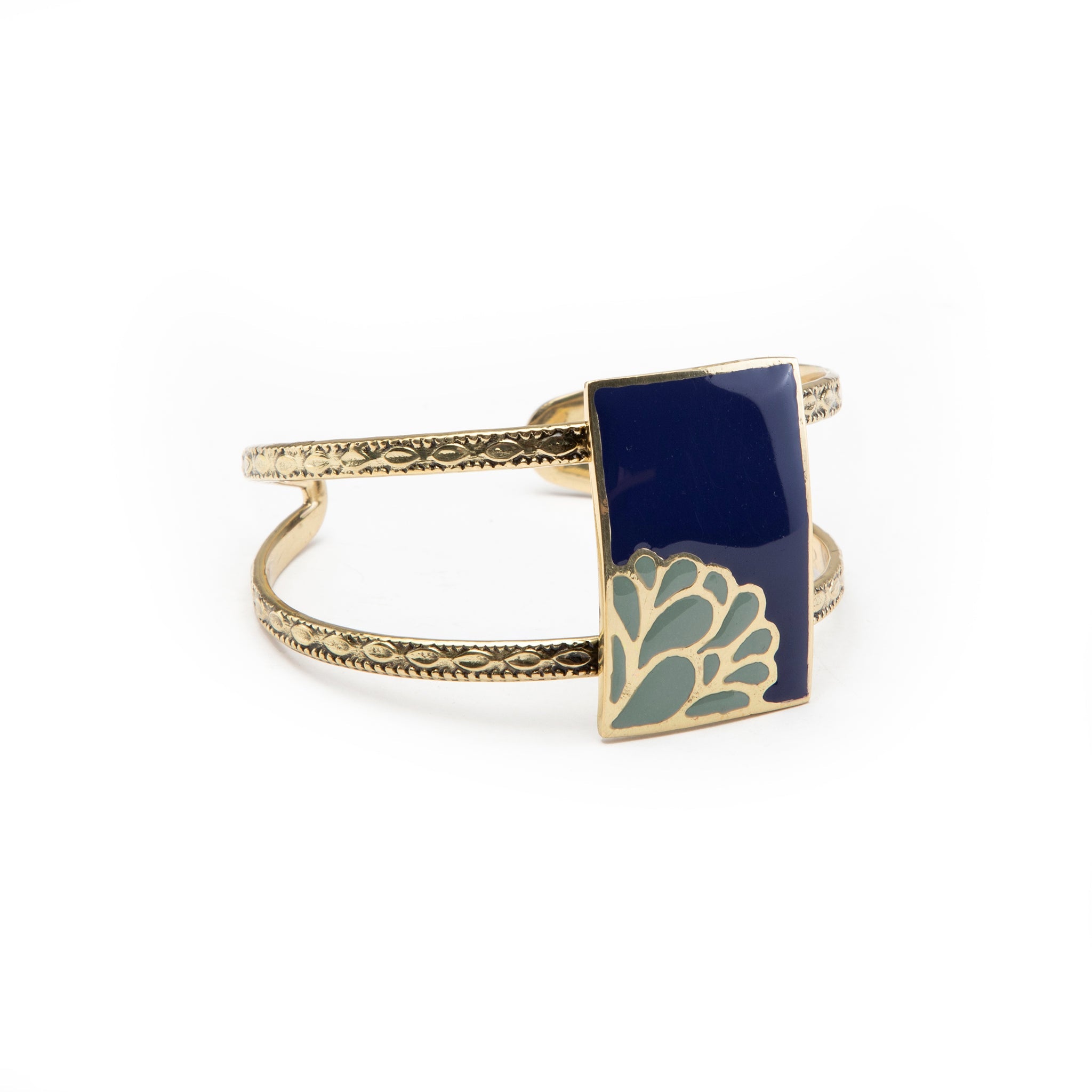 Dinya  Enamel Wire Bracelet